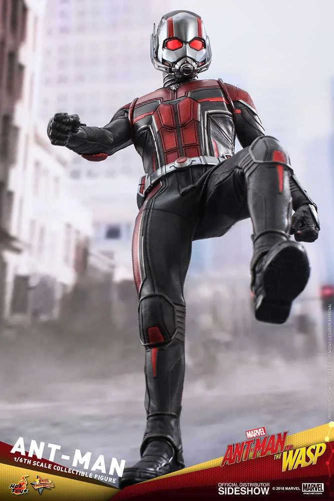 Marvel Movie Masterpiece Series Ant-Man Collectible Figure (Scott Lang)