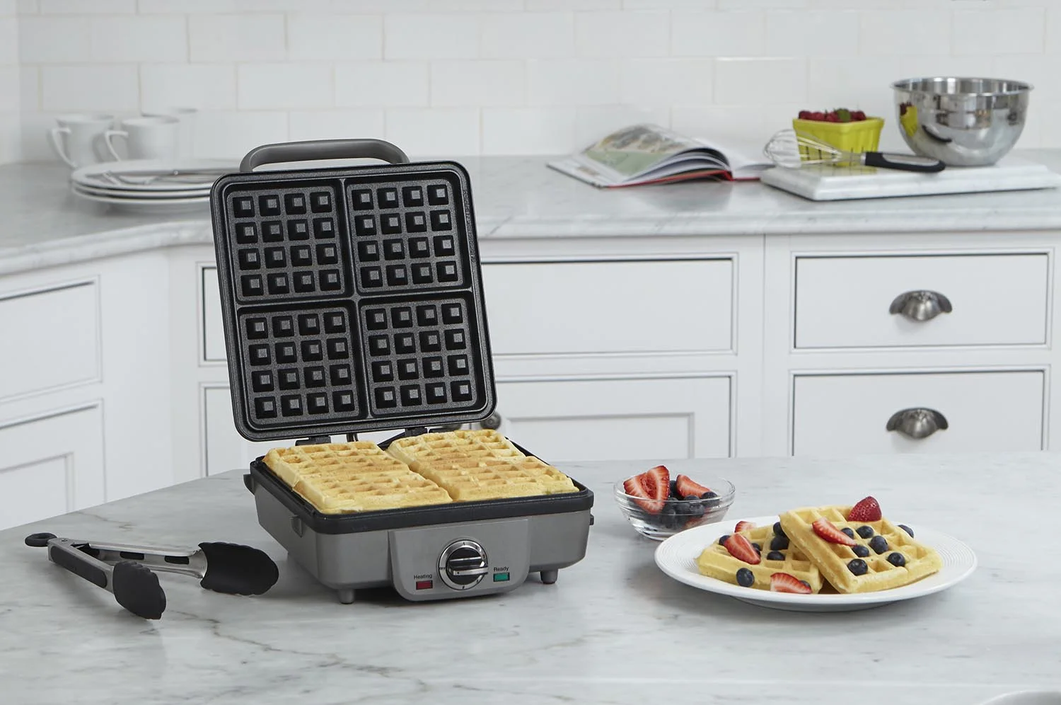Restored Cuisinart WAF300FR Belgian Waffle Maker with Pancake Plates Silver (Refurbished)