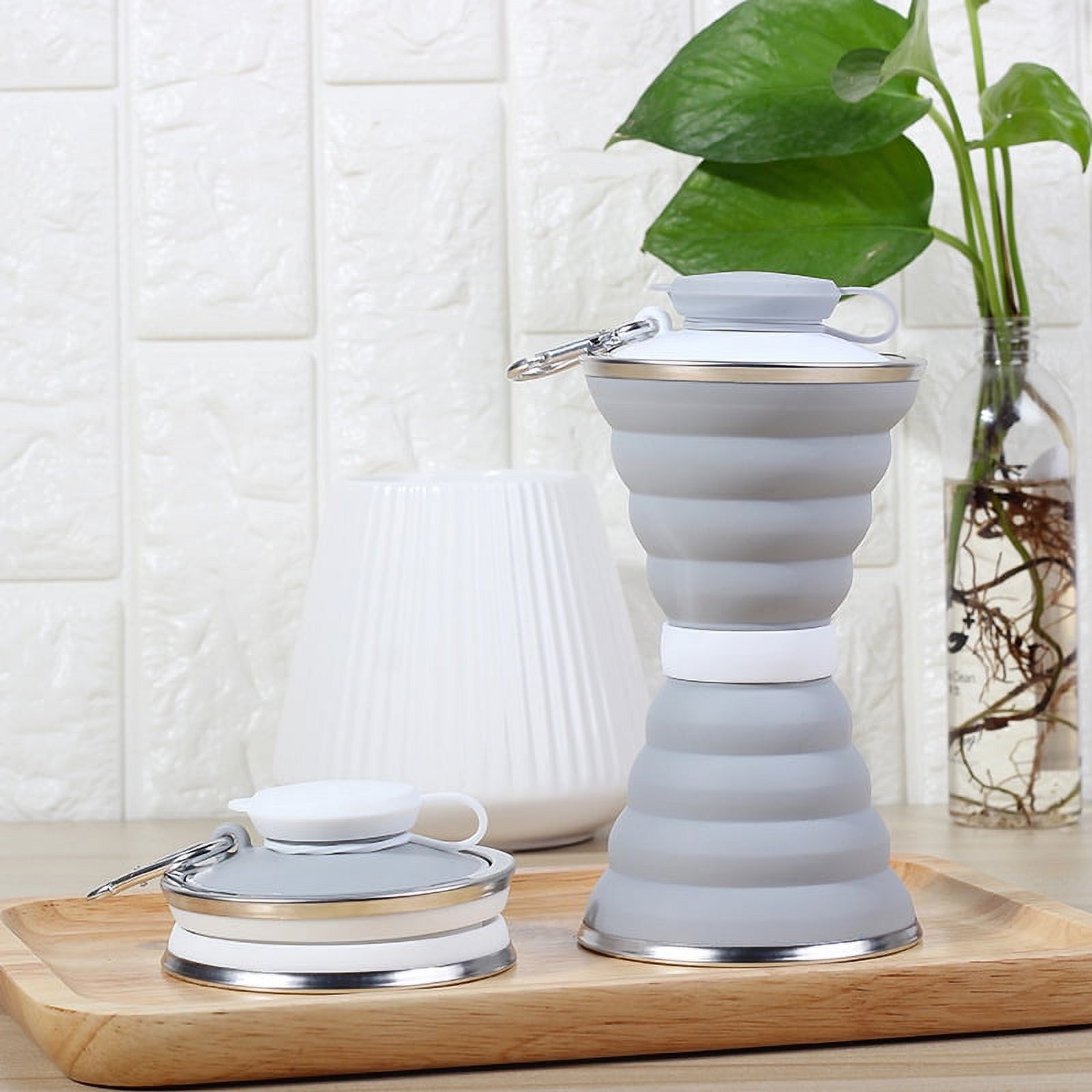 Collapsible Water Bottle, Camping Cup With Carabiner, Reuseable Silicone Foldable Leak Proof Portable Sports Travel Water Bottles For Outdoor, Travel Gym Hiking, BPA Free, Cycling Cups with Carabiner