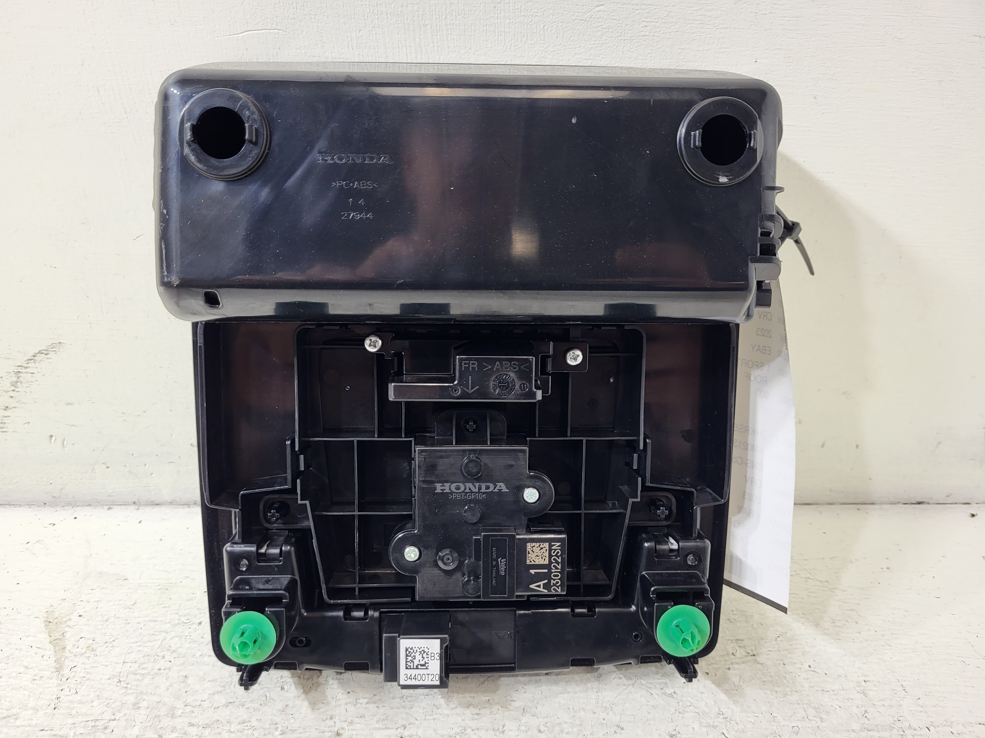 Pre-Owned 2023 Honda CRV Overhead Roof Console OEM LKQ - Verify Specific Vehicle Fitment In Description - (Good)