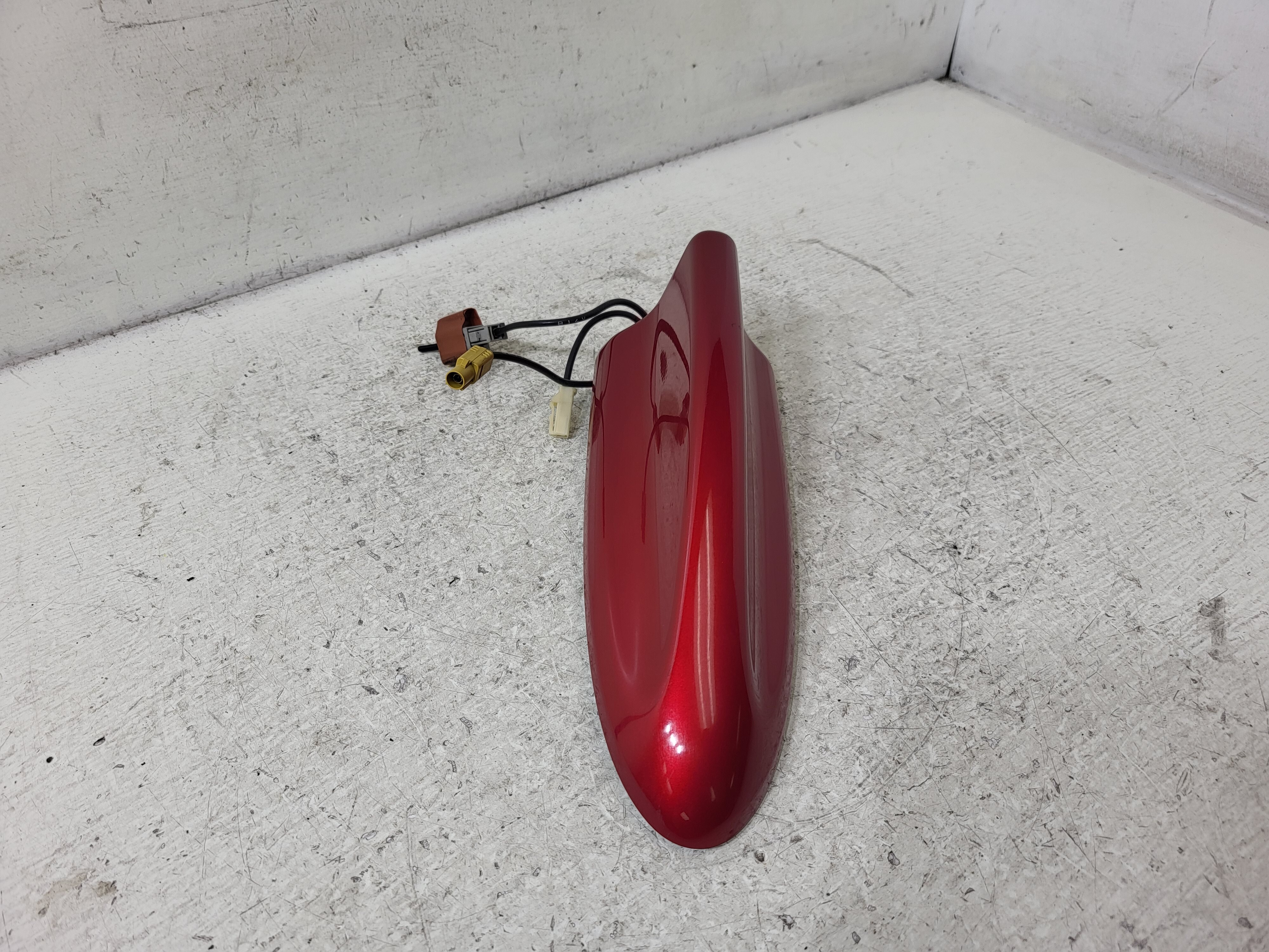 Pre-Owned 2021 Mitsubishi Outlander Sport Roof Mount Radio Antenna OEM LKQ (Good)