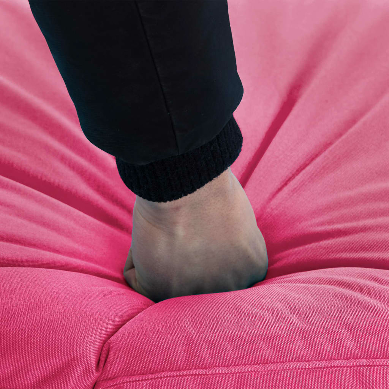 Dcenta Folding Sun Lounger 5 Level Adjustable Oxford Fabric Chaise Lounge Chair Pink for Poolside, Patio, Balcony, Garden, Outdoor Furniture 68.9 x 22 x 3.9 Inches (W x D x H)