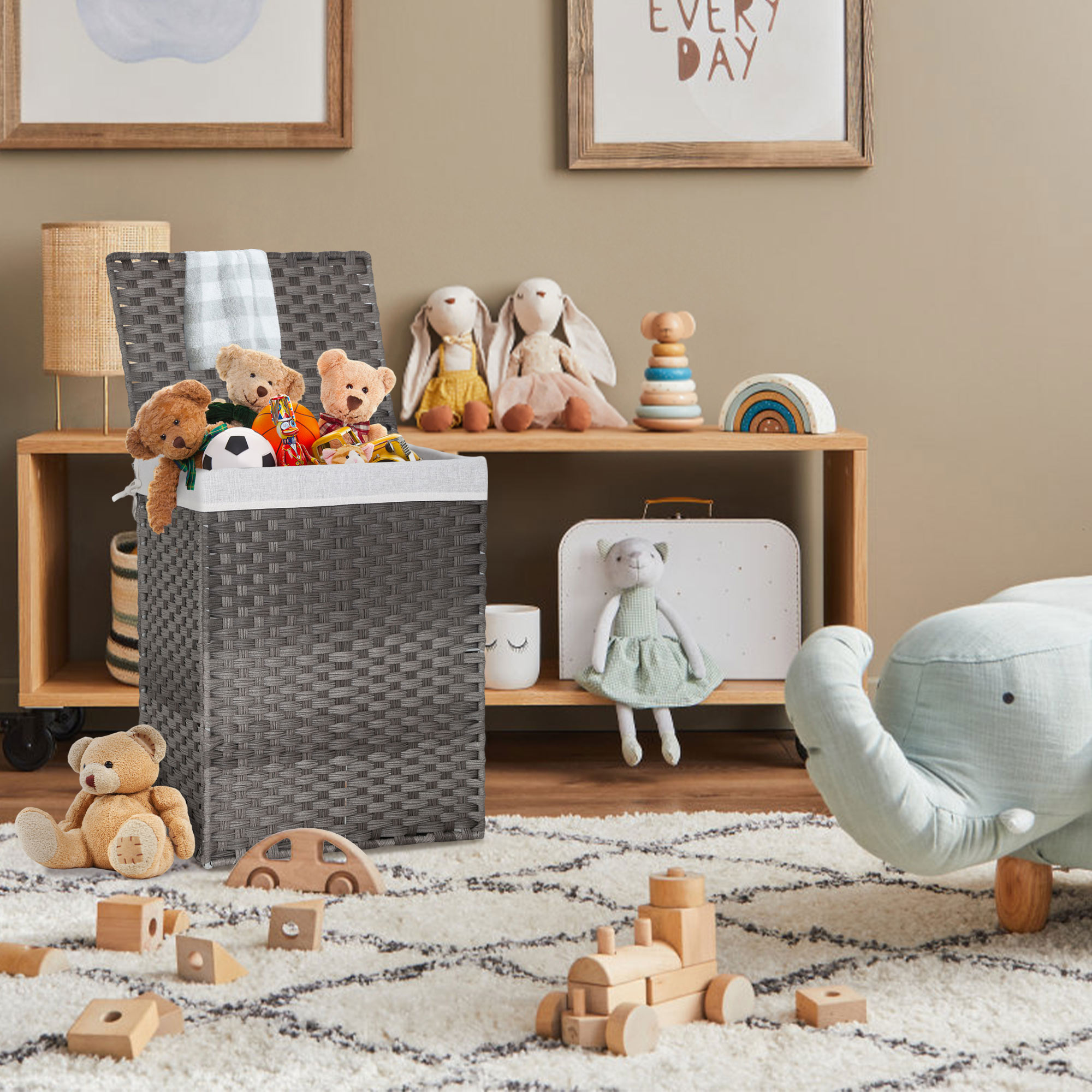 CL.HPAHKL Divided Laundry Hamper 90L/110L Synthetic Rattan Handwoven Double Sorter with Liner Bags Dirt Resistant Foldable，Grey