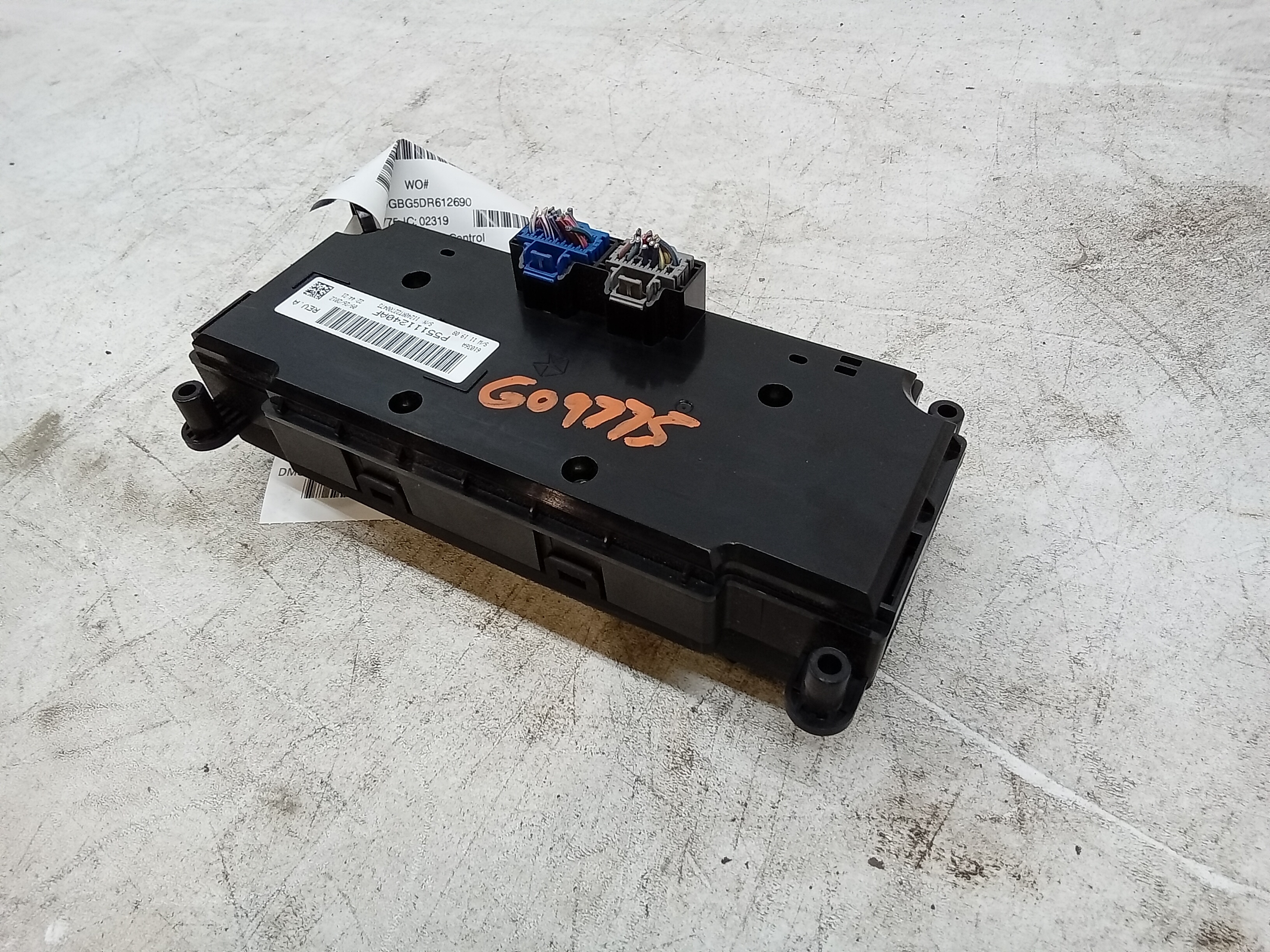 Pre-Owned 13 Dodge Caravan Temperature Control OEM - Verify Specific Vehicle Fitment In Description - (Good)