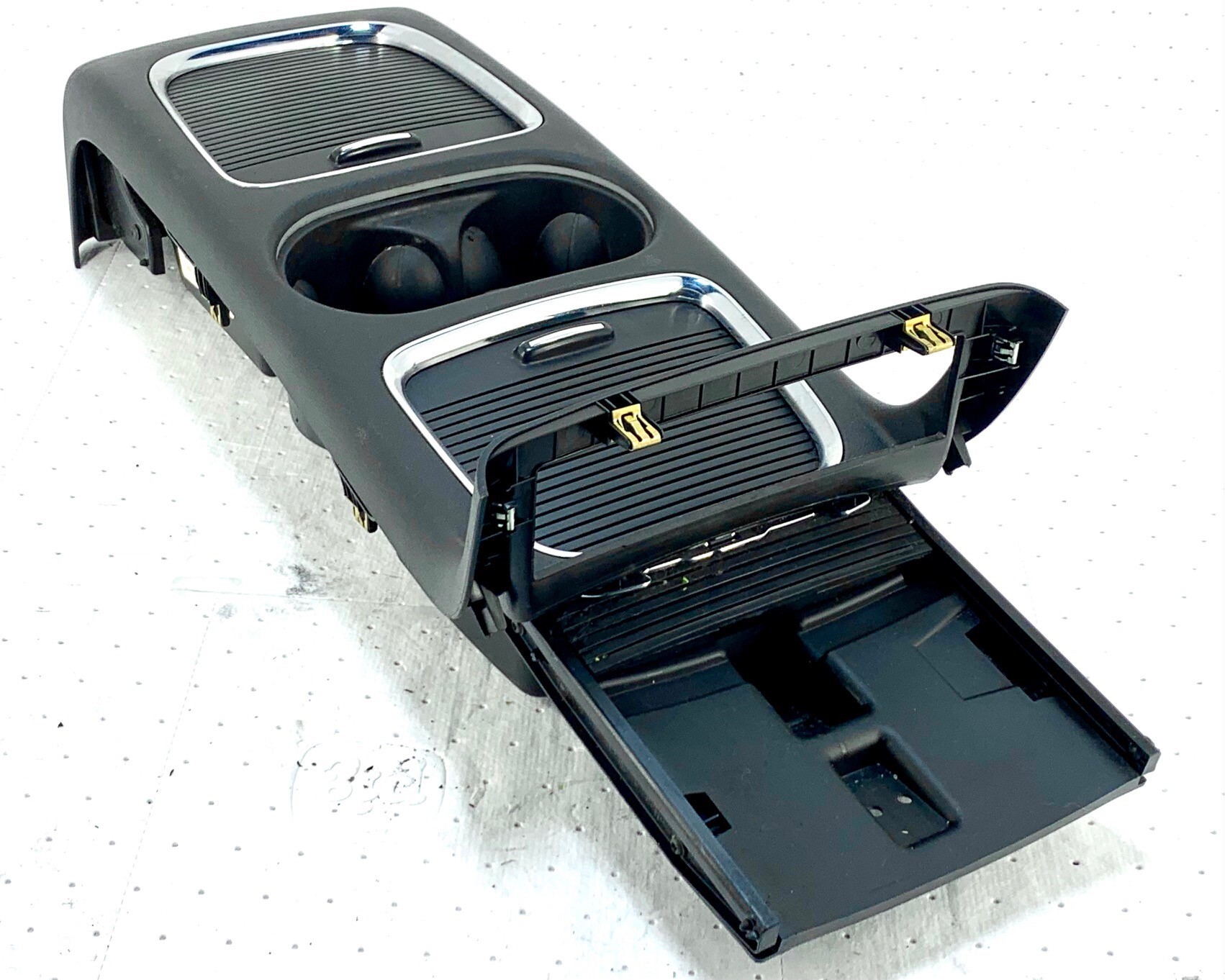 Pre-Owned 2012-2020 Dodge Caravan Center Floor Console w/ Sliding Cover ID CA9 OEM (Good)