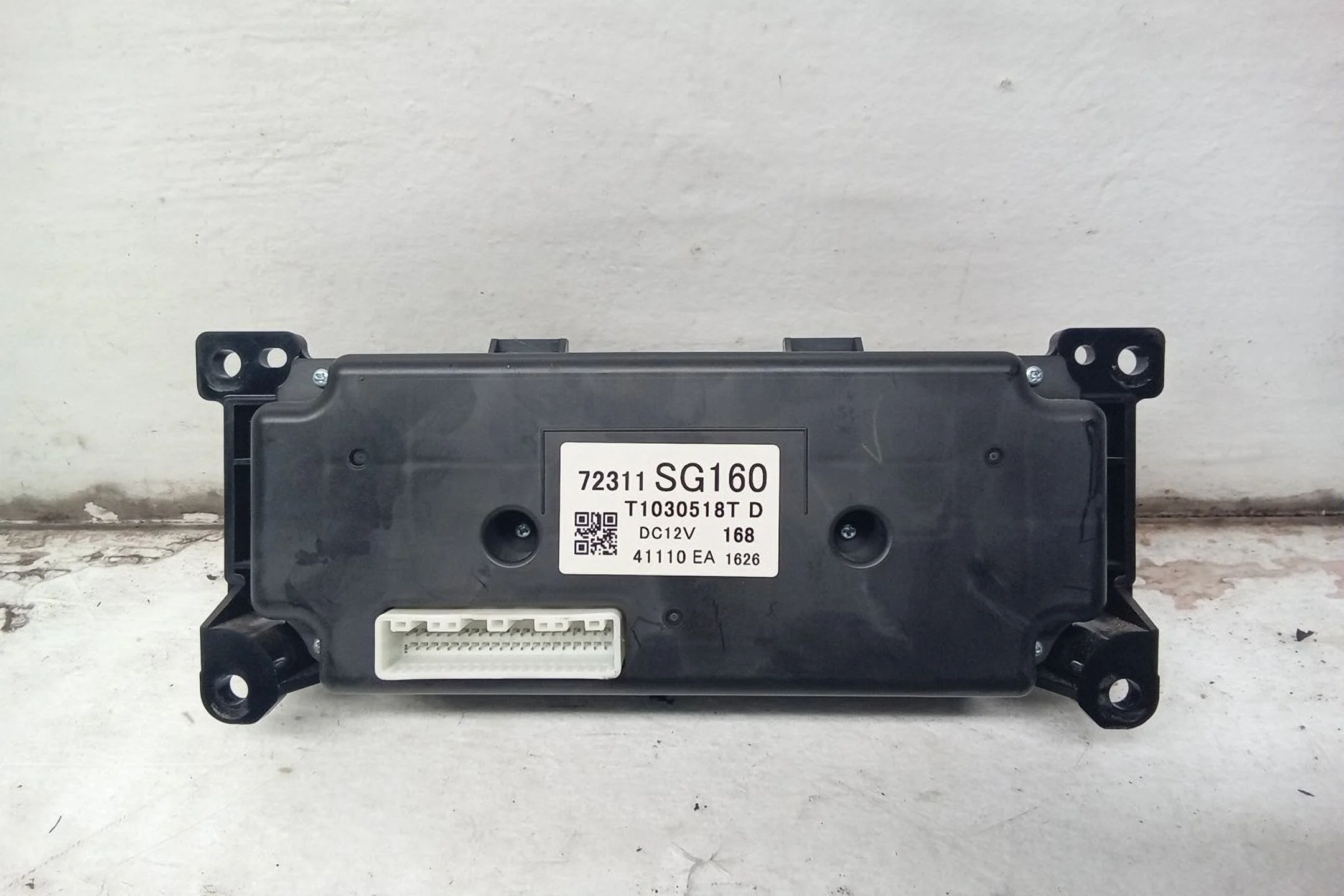 Pre-Owned 15 2015 Subaru Forester Climate AC Heater Control OEM (Good)