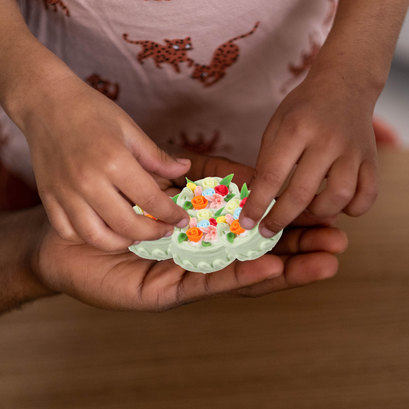 Mini Cupcakes Models Toy Props Miniature Dollhouse Decor Ornament Artificial Accessories