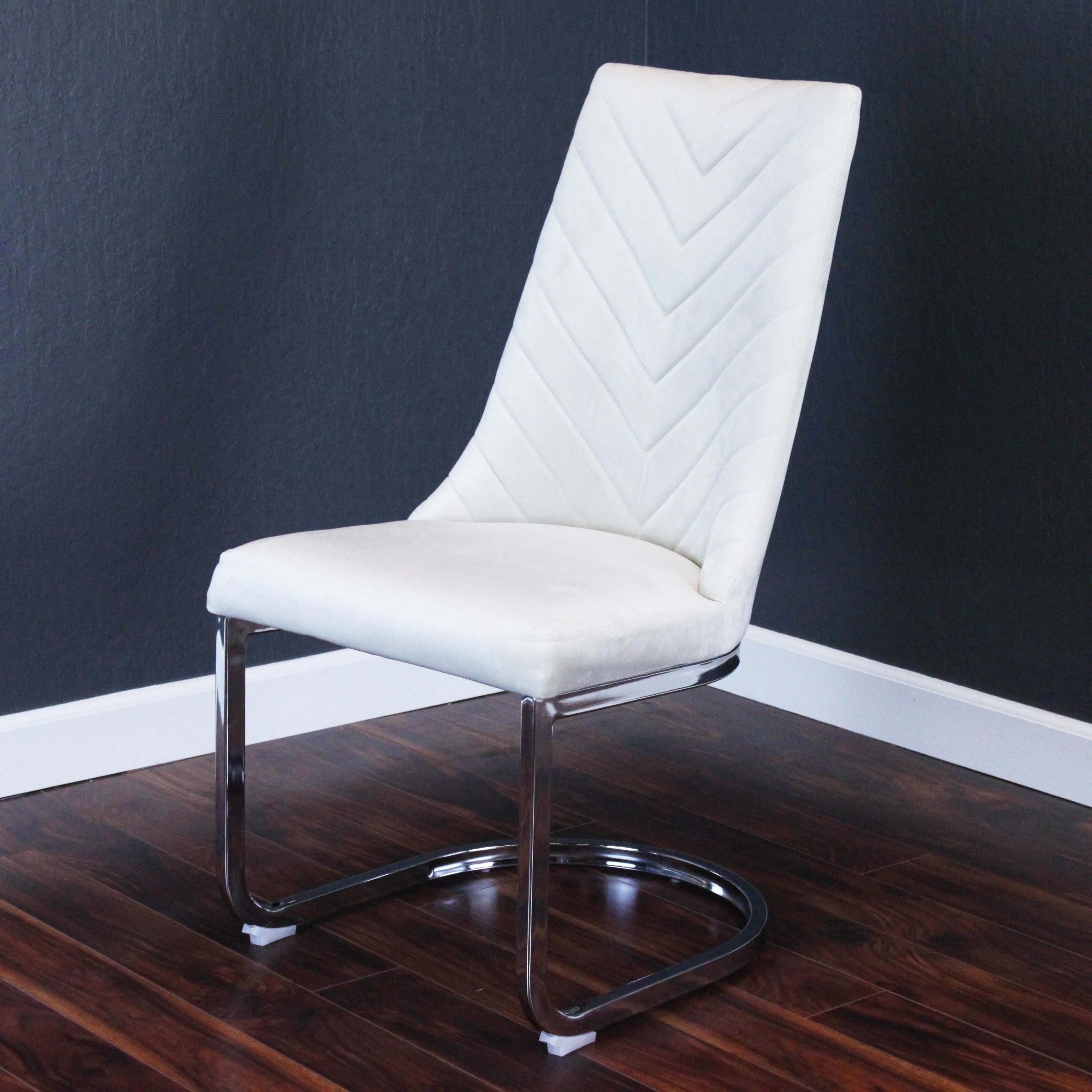Silver Orchid  Duse Velvet Chair Taupe