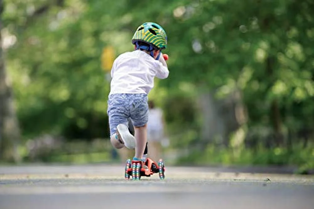 Jetson Twin Kick Scooter with LED Light up Wheels, Unisex, Green