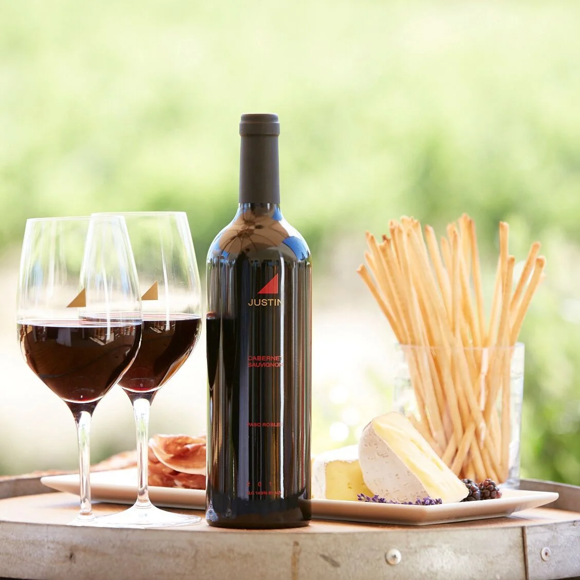 Justin Cabernet Sauvignon California Red Wine, 750 ml Bottle, 15% ABV