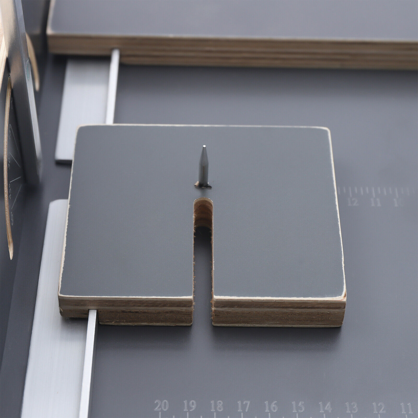 Fichiouy 15'' x 23'' Hot Wire Foam Cutter Cutting Machine