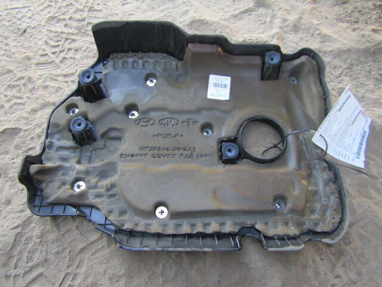 Pre-Owned 2017-2020 Hyundai Santa Fe Upper Engine Cover Black OEM LKQ (Good)