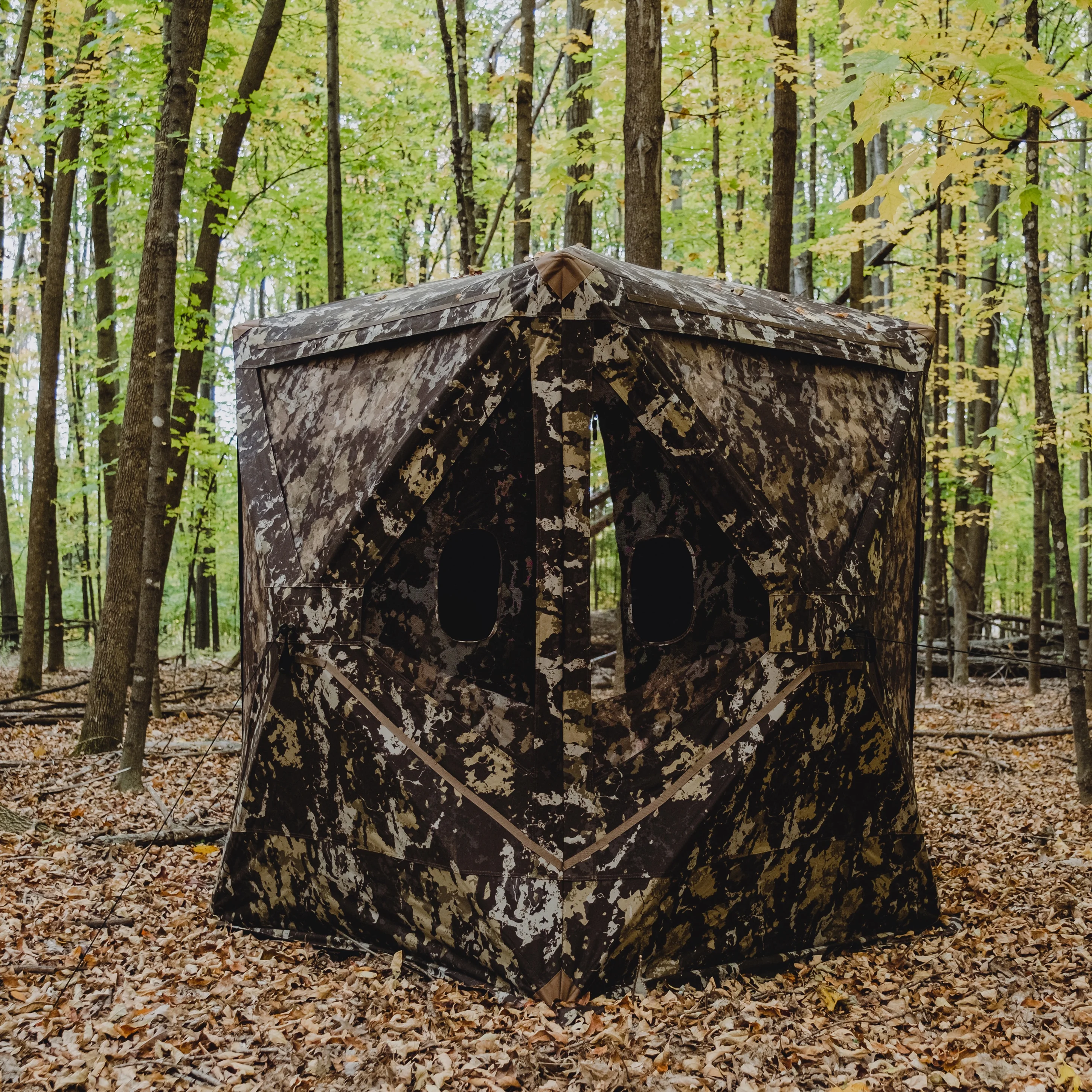 Barronett Blinds® Big Mike™ Heavy-Duty, Portable Hub Blind, 2-Person, Crater™ Core, BMHD300CC