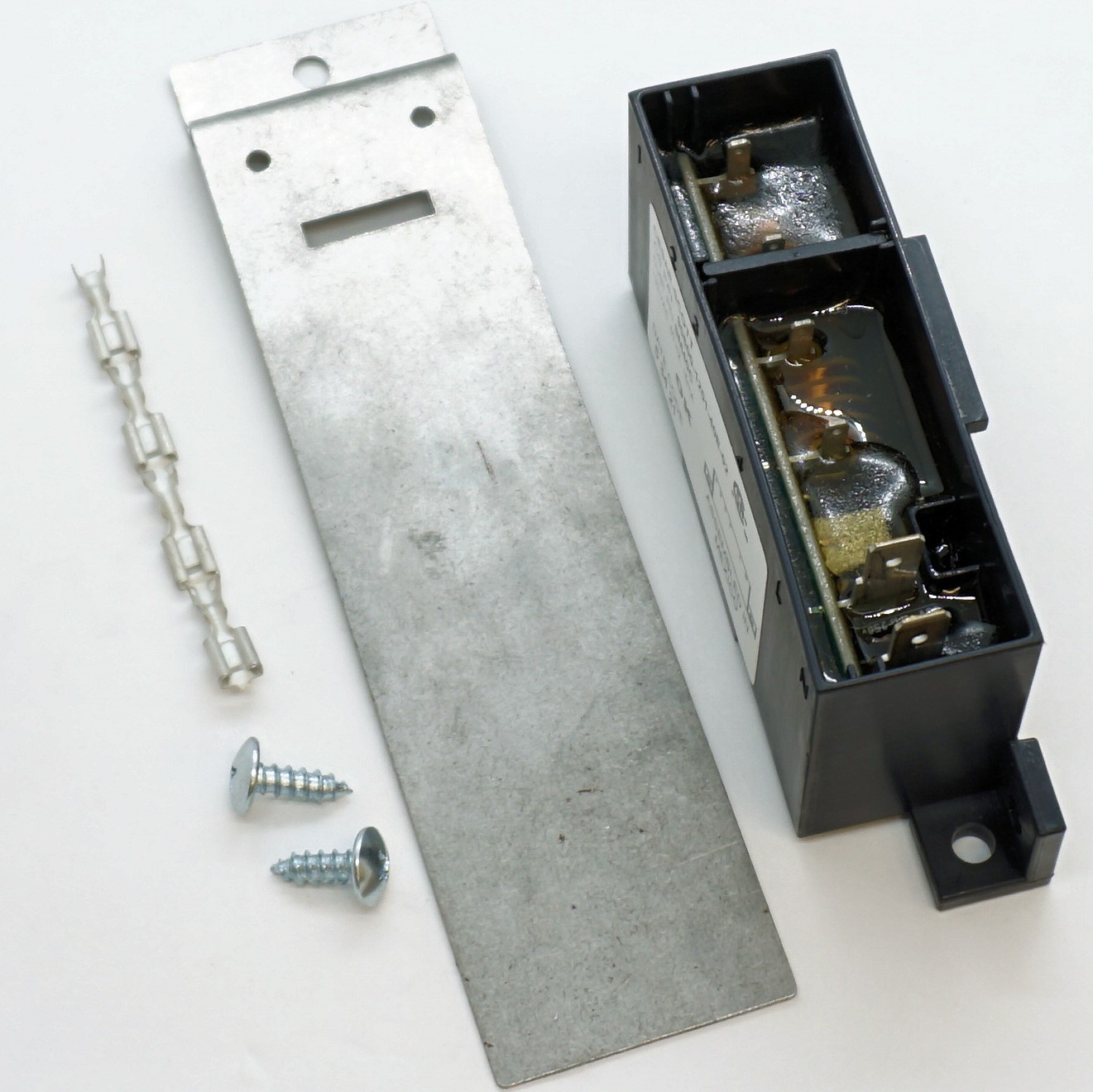 Gas Range Spark Module fits Whirlpool, Sears, AP2928397, PS338692, 3186576