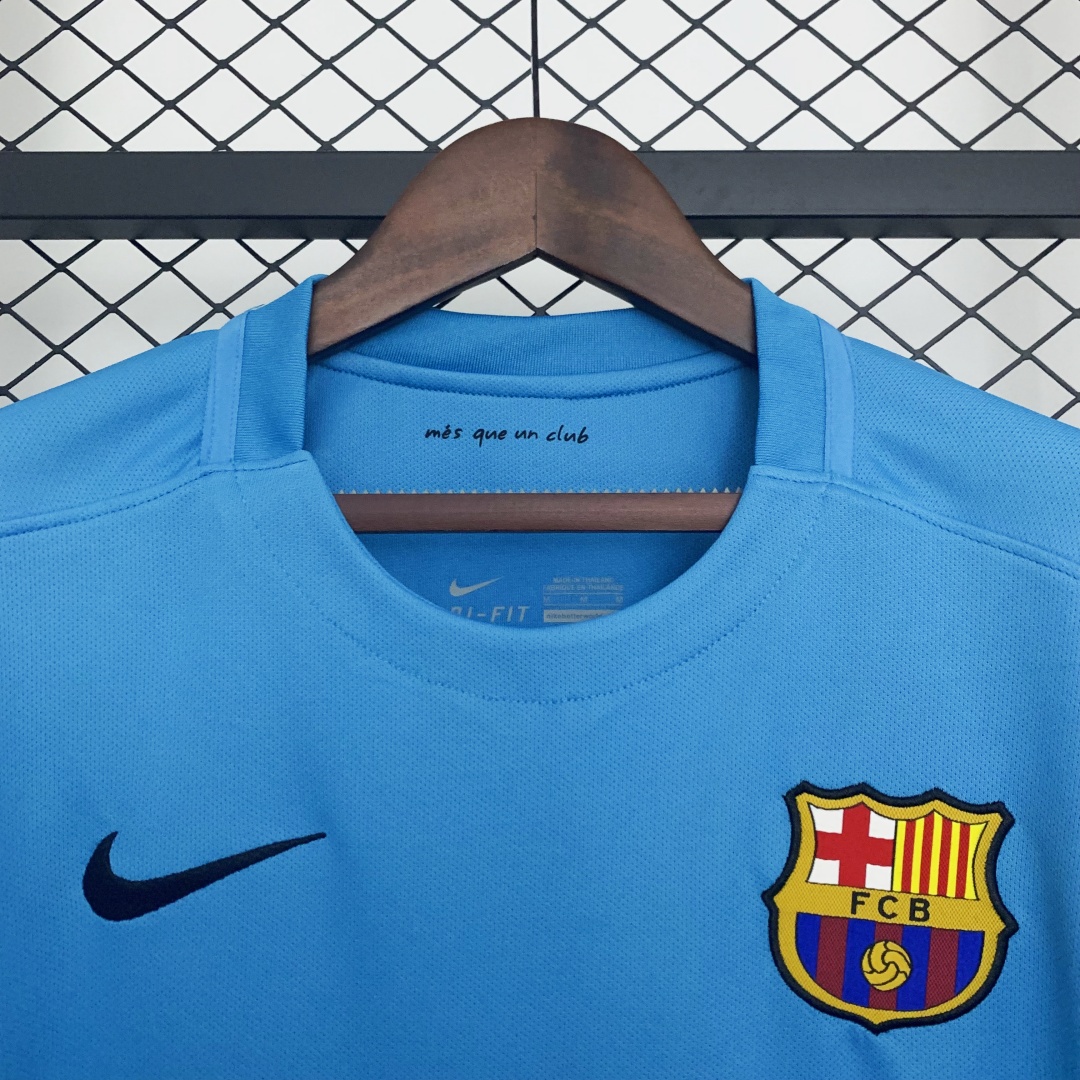 Retro Barcelona Third Jersey 2015/16
