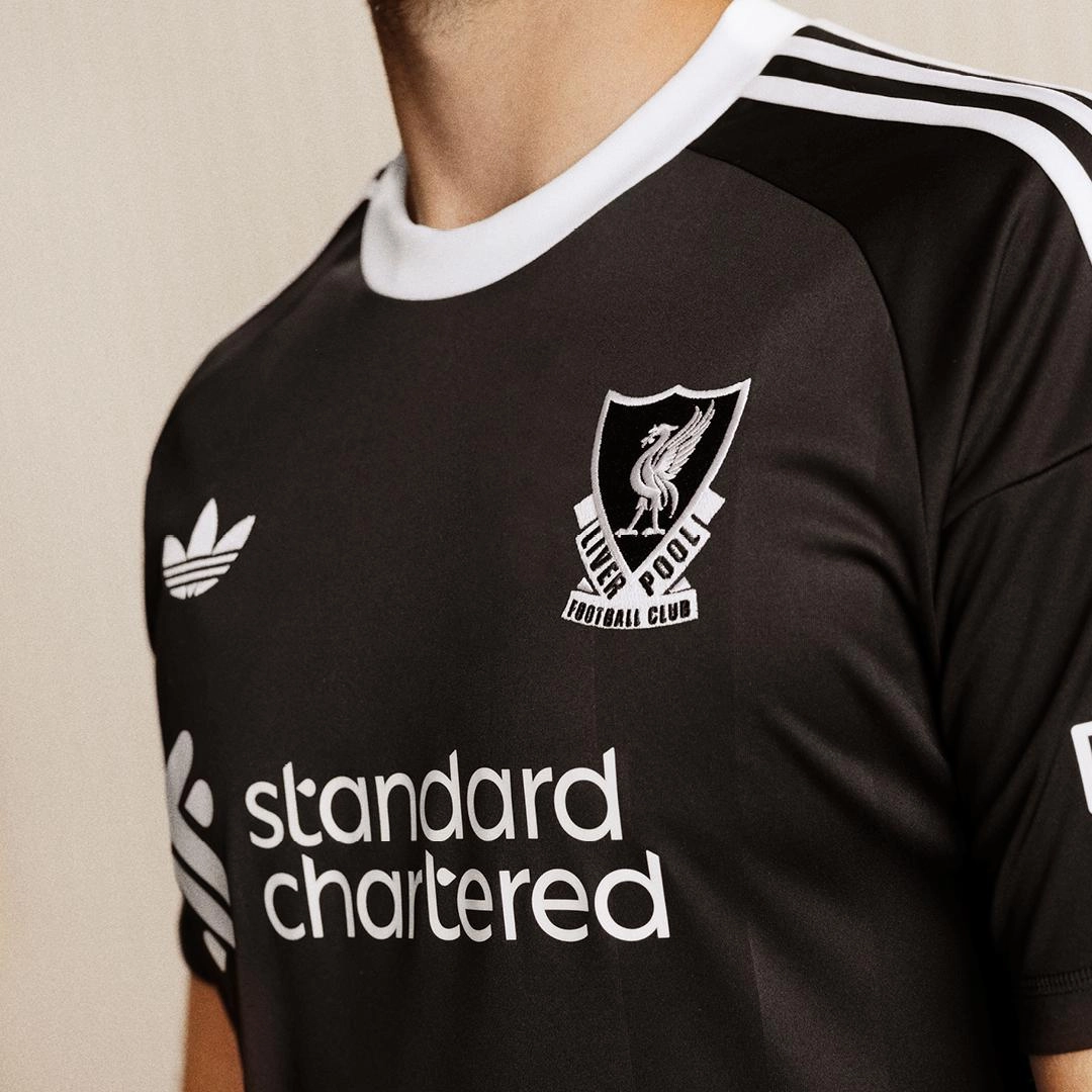 Liverpool Third Goalkeeper Jersey 2025/26