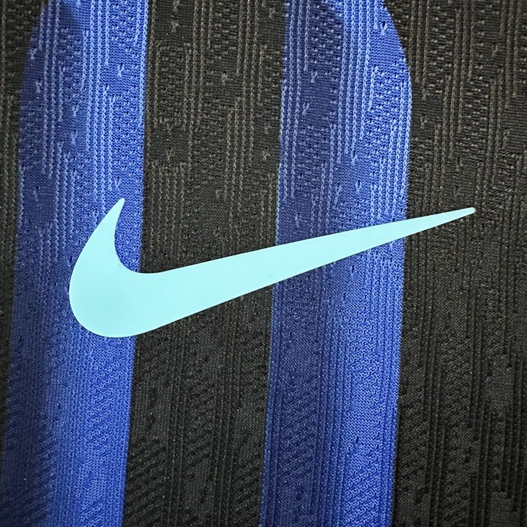 Player Version Inter Milan Home Long Sleeve Jersey 2025/26