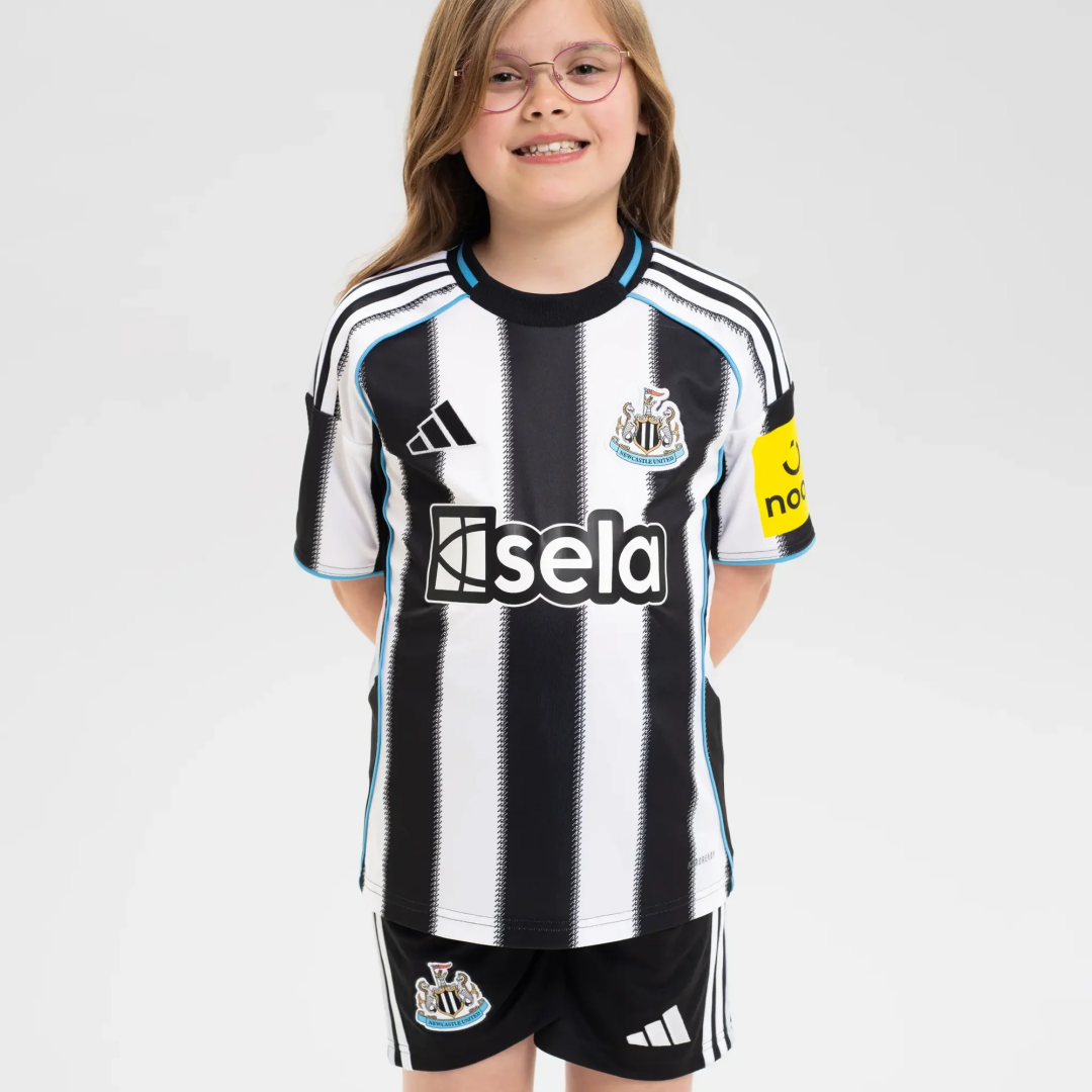 Kid's Newcastle United Home Kit 2025/26