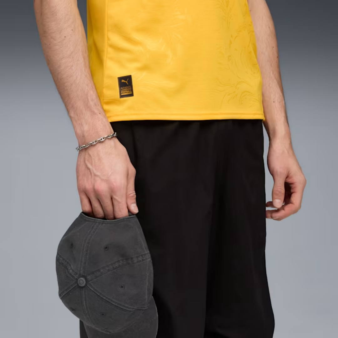 Borussia Dortmund 2025/26 Replica Cup Jersey