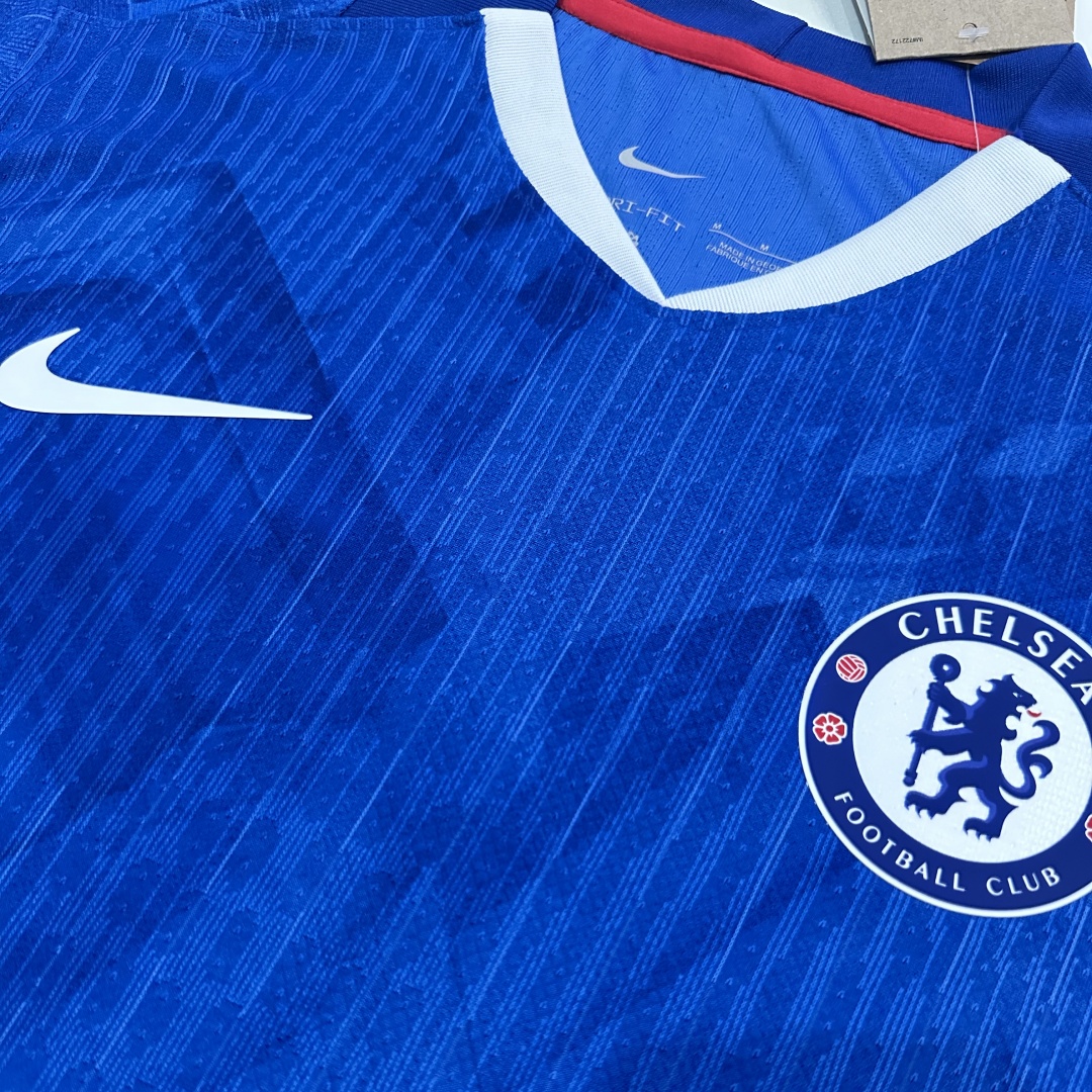 Player Version Chelsea Home Jersey 2025/26