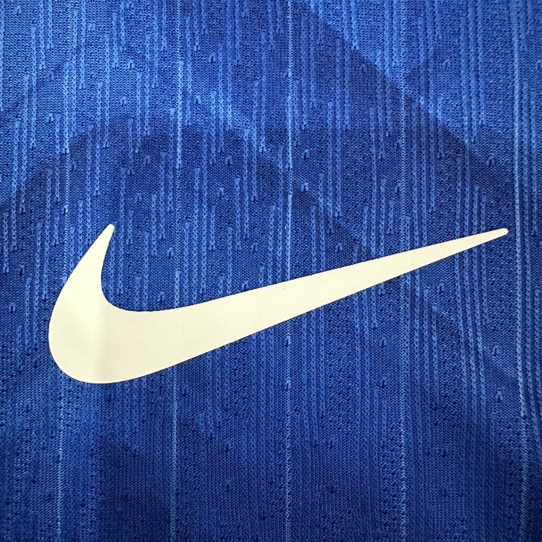 Player Version Chelsea Home Jersey 2025/26