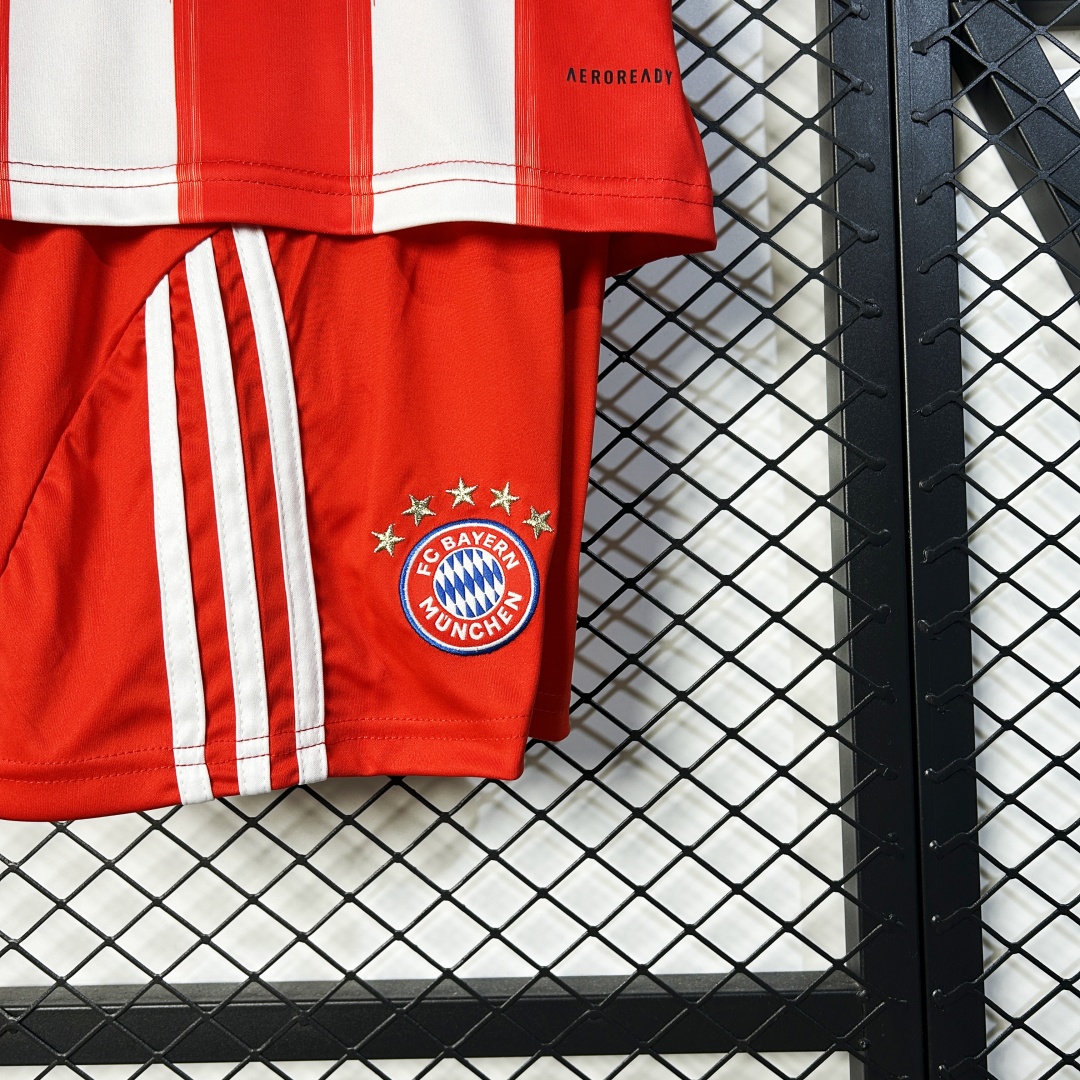 Kid's Bayern Munich Home Kit 2025/26