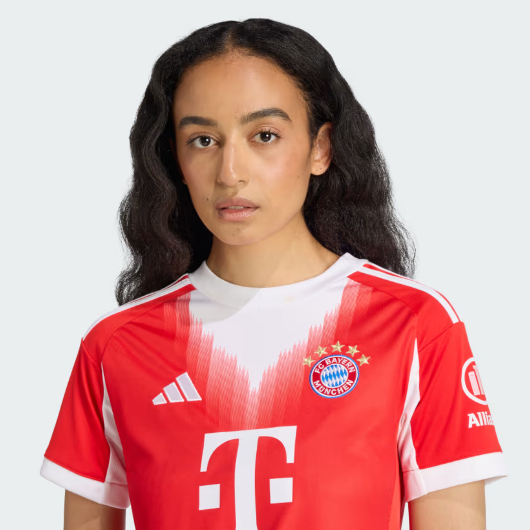 Women's Bayern Munich Home Jersey 2025/26