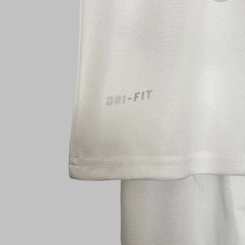 Kid's Retro Santos FC Home Kit 2011/12