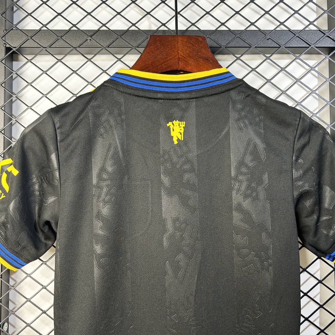 Kid's Manchester United Third Away Kit 2025/26