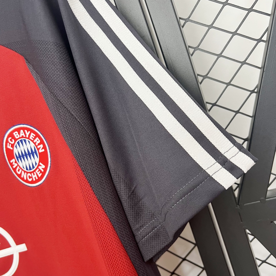 Retro Bayern Munich Home Jersey 2001/02