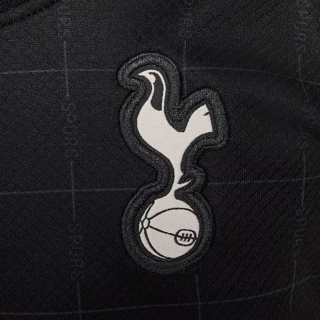 Kid's Tottenham Hotspur Away Kit 2025/26