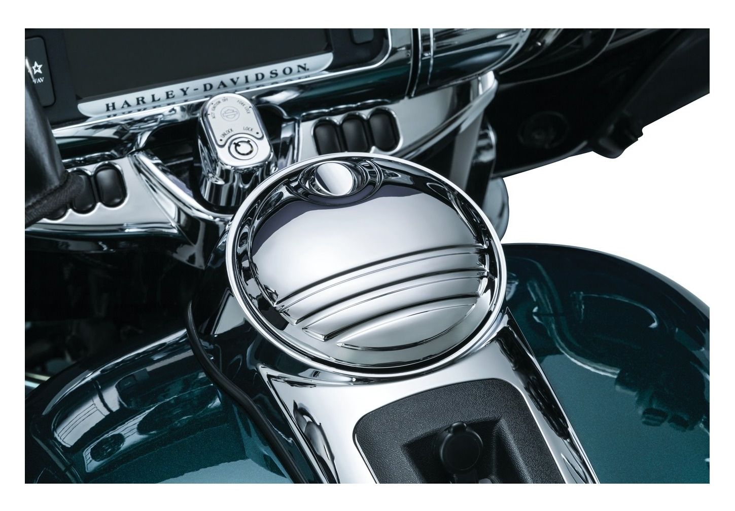 FortNine Kuryakyn Tri-Line Fuel Door For Harley Touring 2008-2024