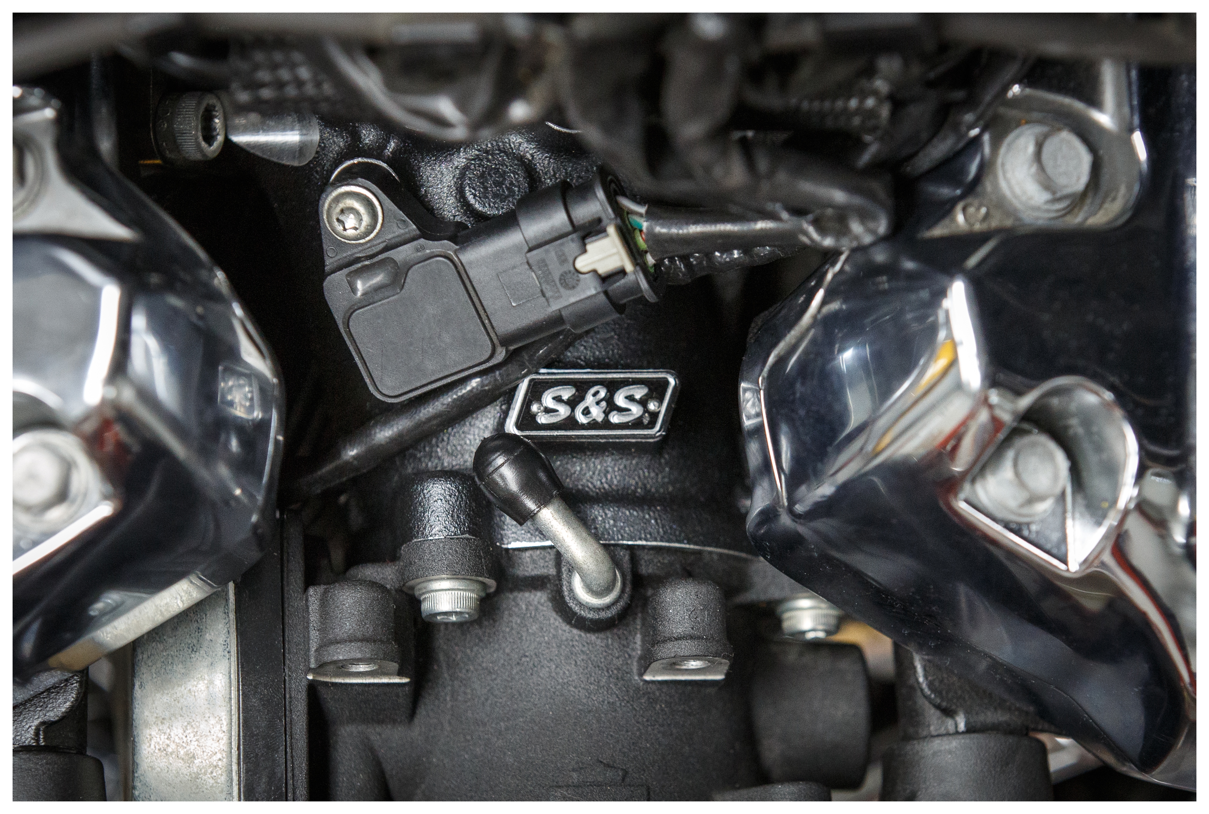 FortNine S&S Cycle Premium 55mm CNC Ported Manifold For Harley Milwaukee-Eight 2017-2025