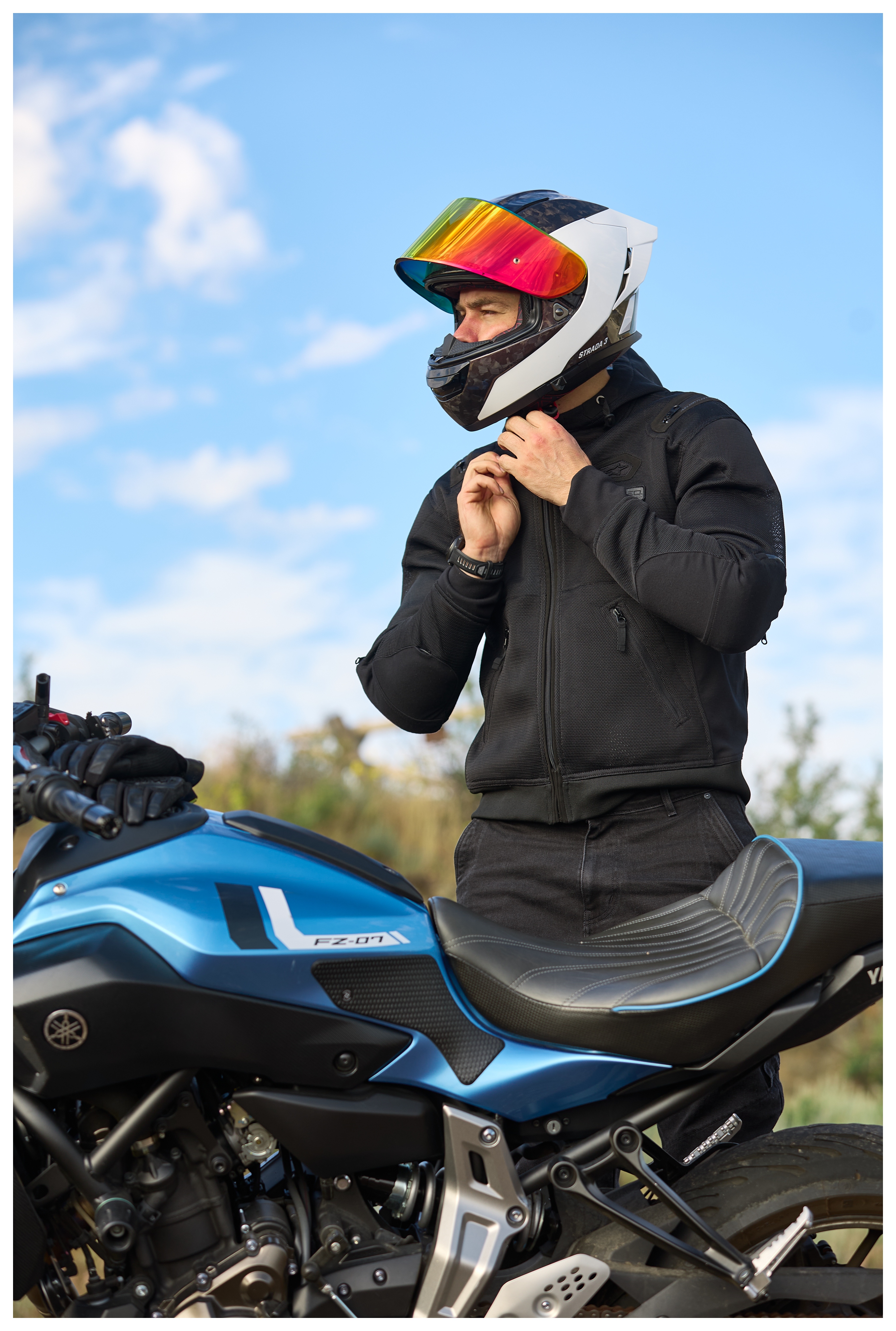 FortNine Sedici Strada 3 Forged Iridium LE Helmet