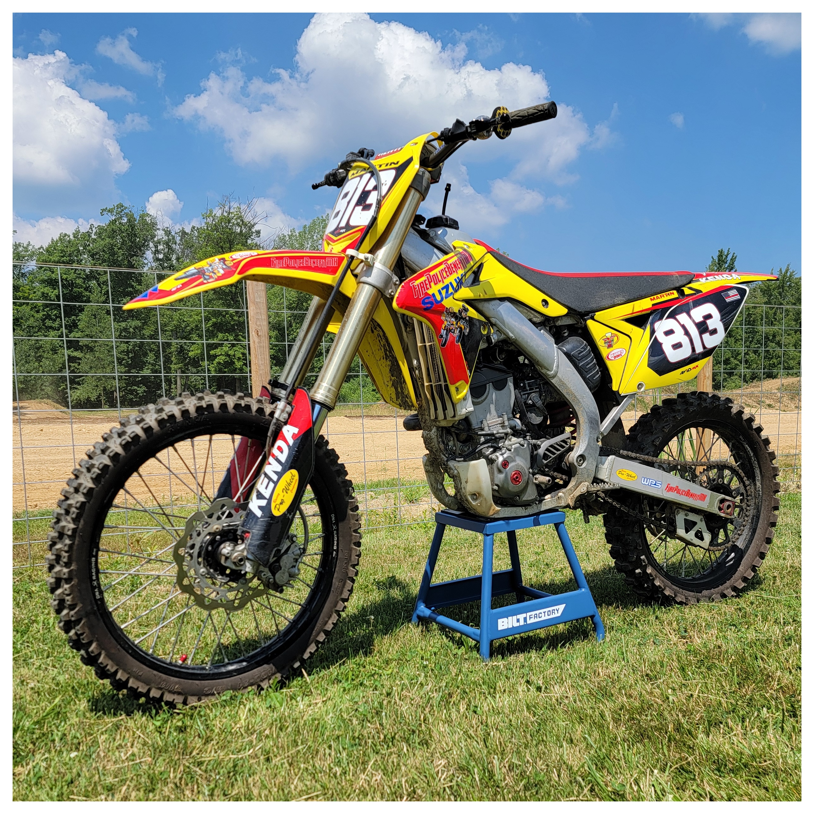 FortNine BILT FACTORY Moto Stand