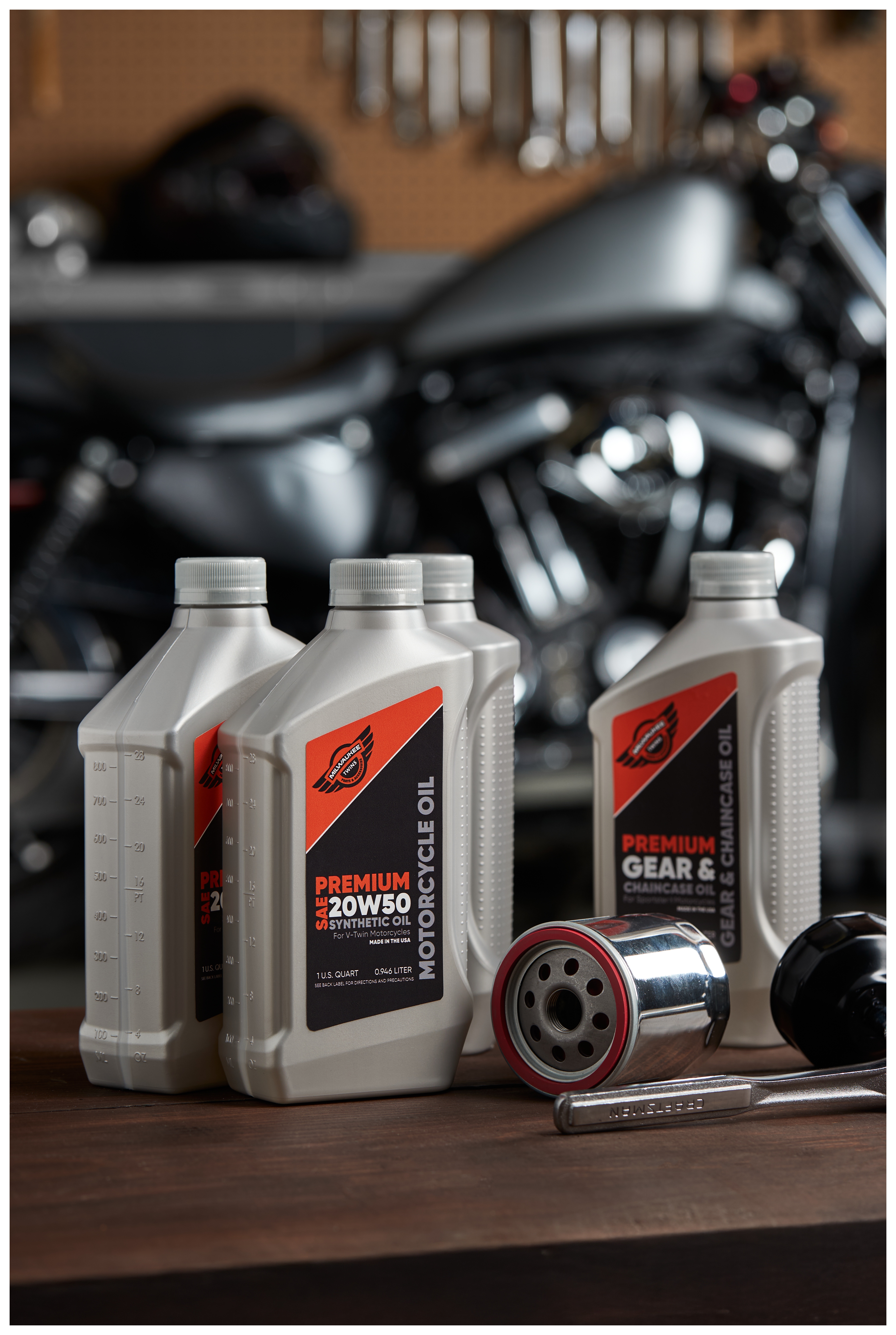 FortNine Milwaukee Twins Conventional Motorcycle Oil