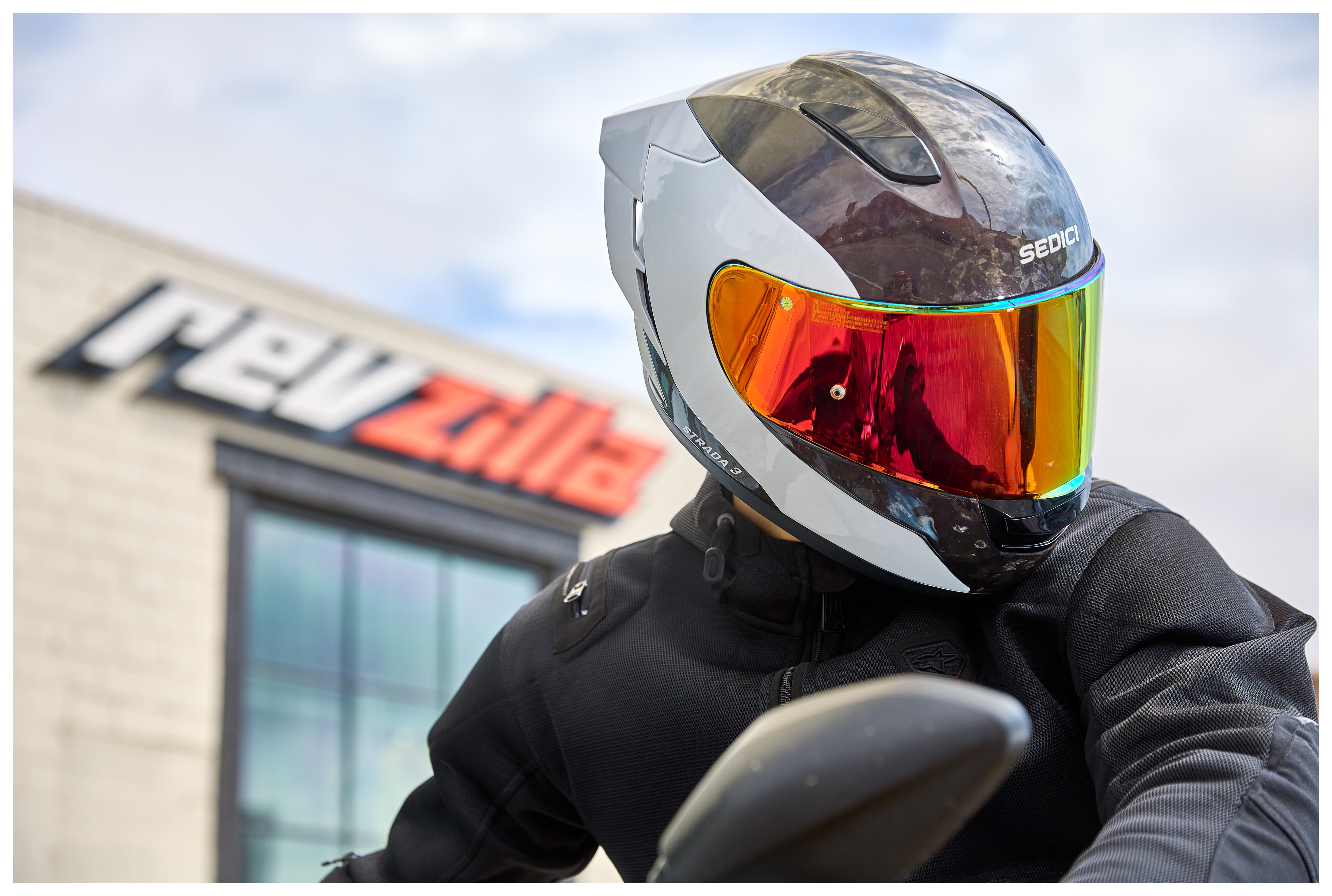 FortNine Sedici Strada 3 Forged Iridium LE Helmet