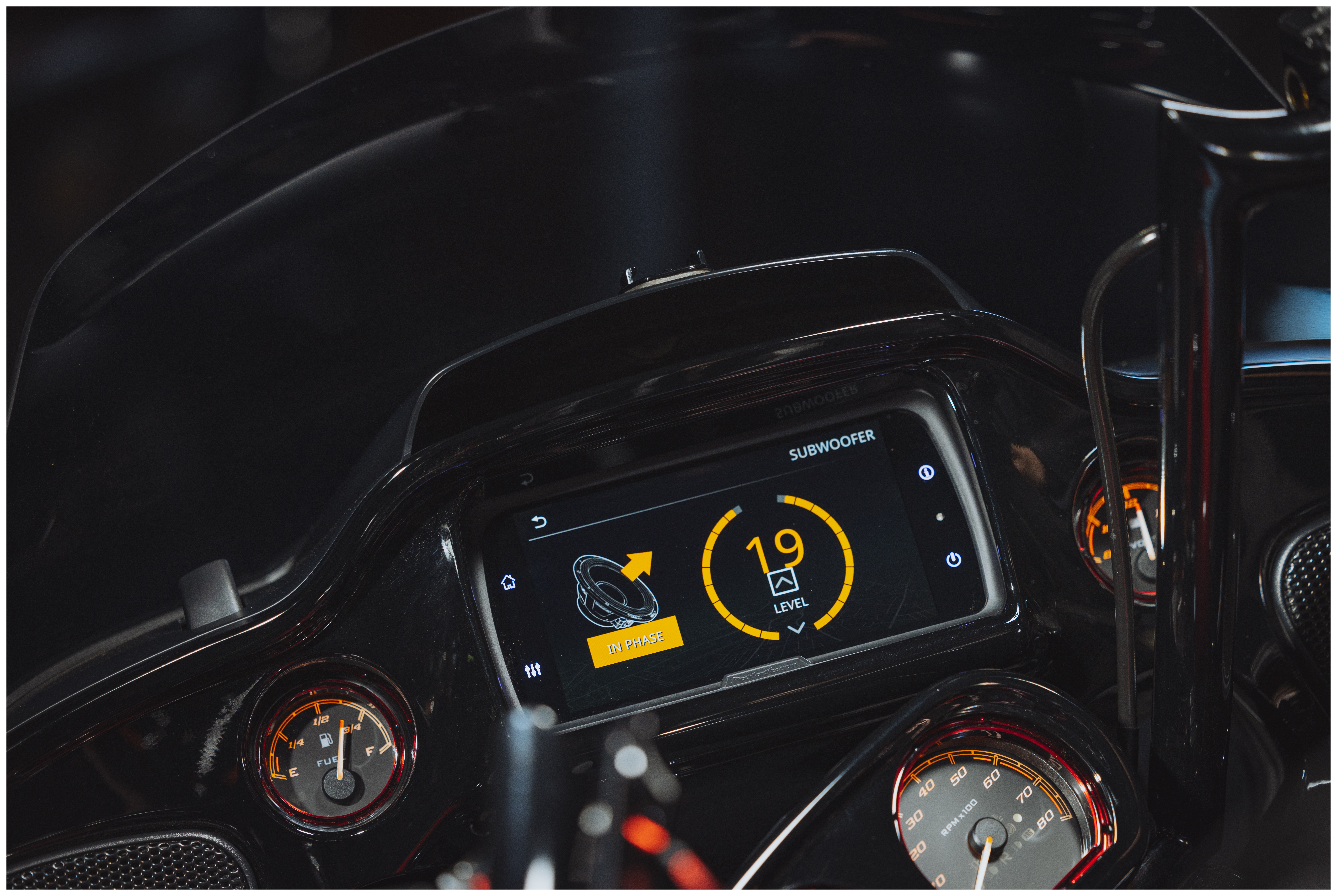 FortNine Rockford Fosgate Infotainment Source Unit For Harley Touring 2014-2025