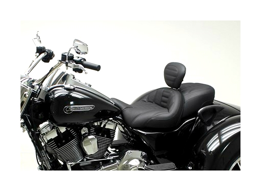 FortNine Mustang Super Touring Deluxe Seat For Harley