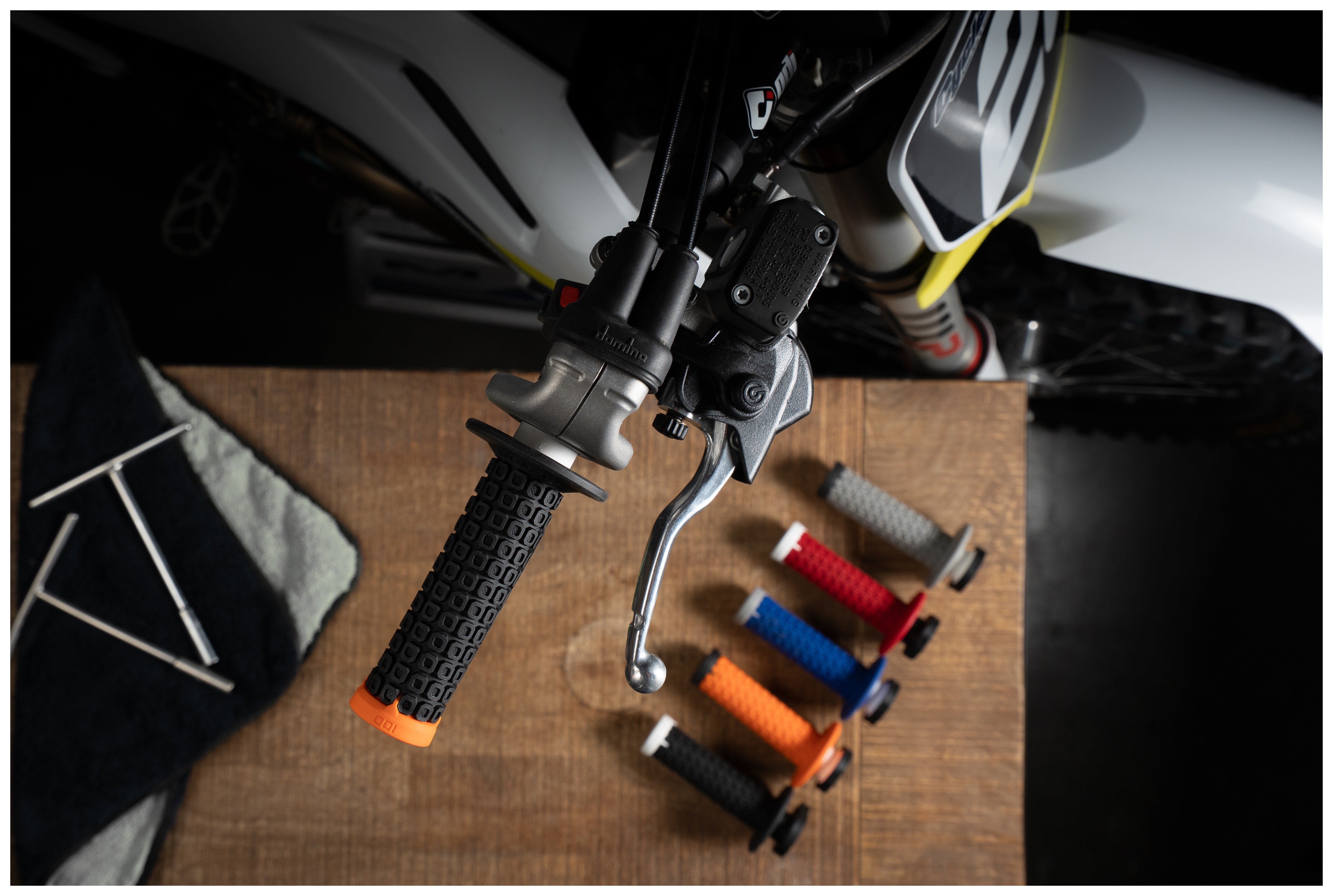 FortNine ODI Nomad Off-Road Lock-On Grips